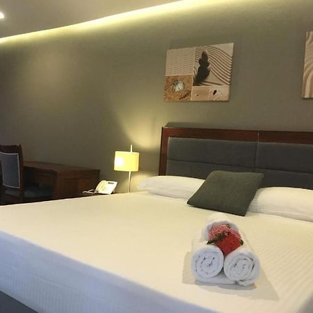 וילמסטאד Curacao Suites Hotel מראה חיצוני תמונה